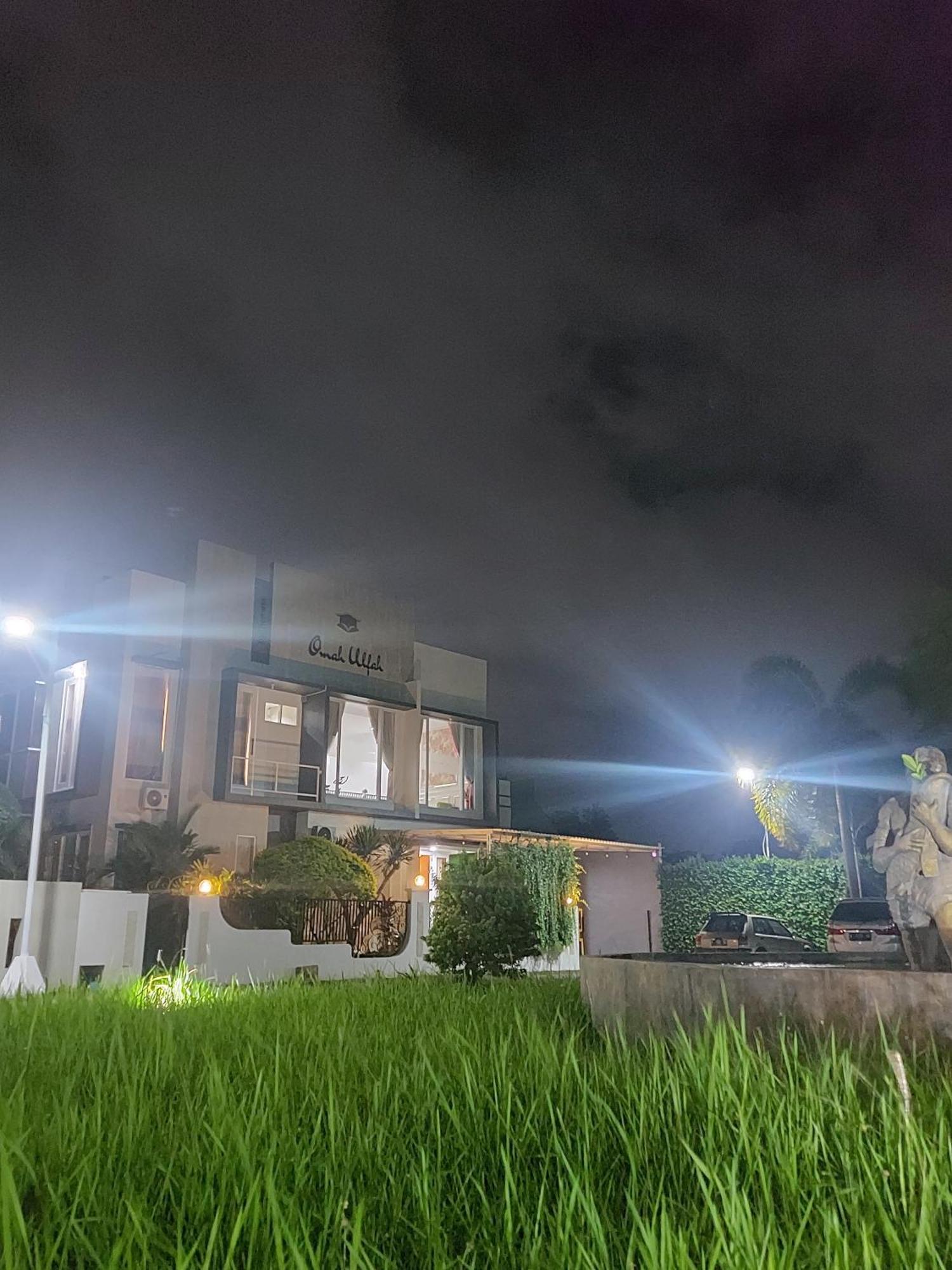 Omah Ulfah Homestay 外南梦 外观 照片